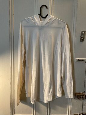 Cuts clothing hooded tshirt